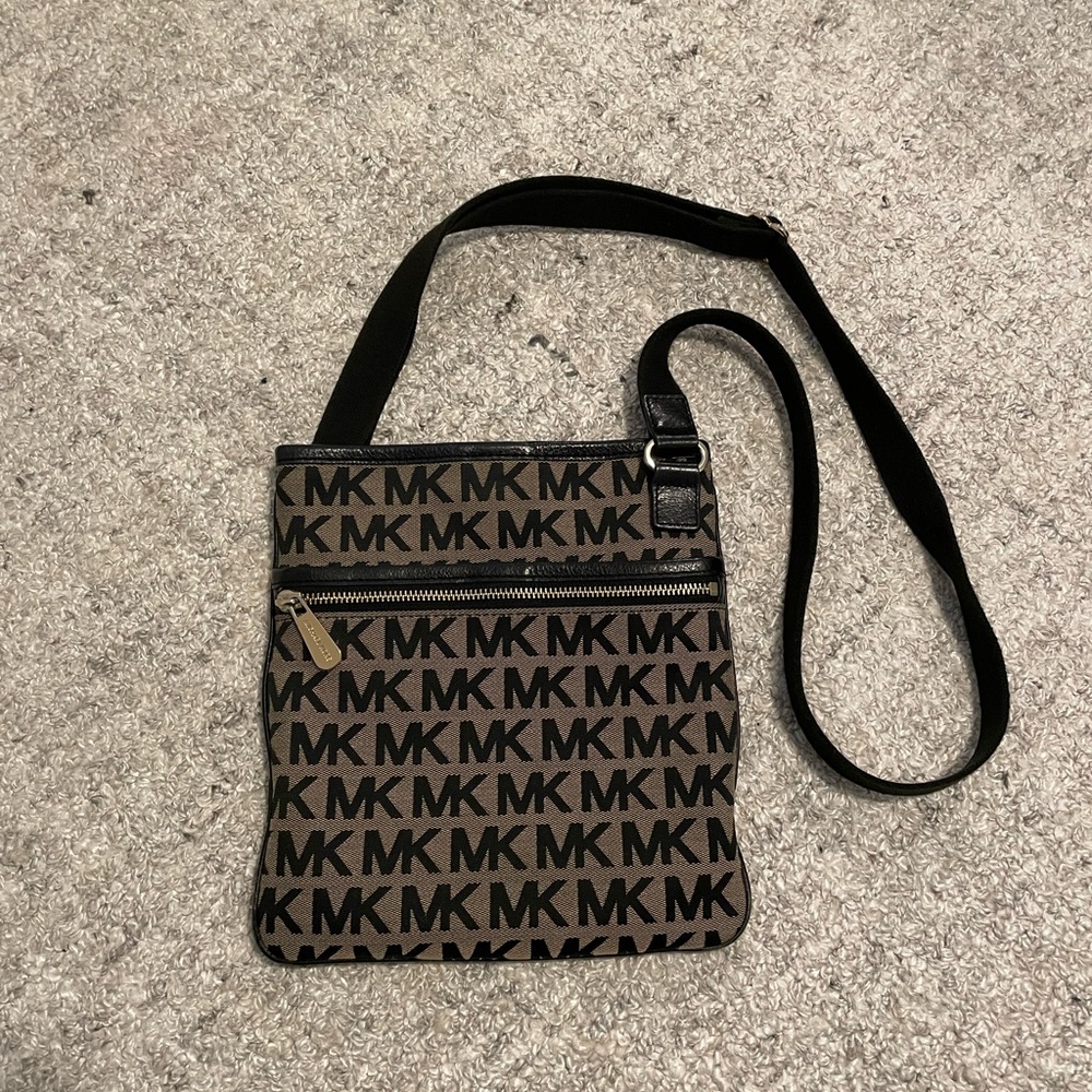 Michael Kors Crossbody Bag